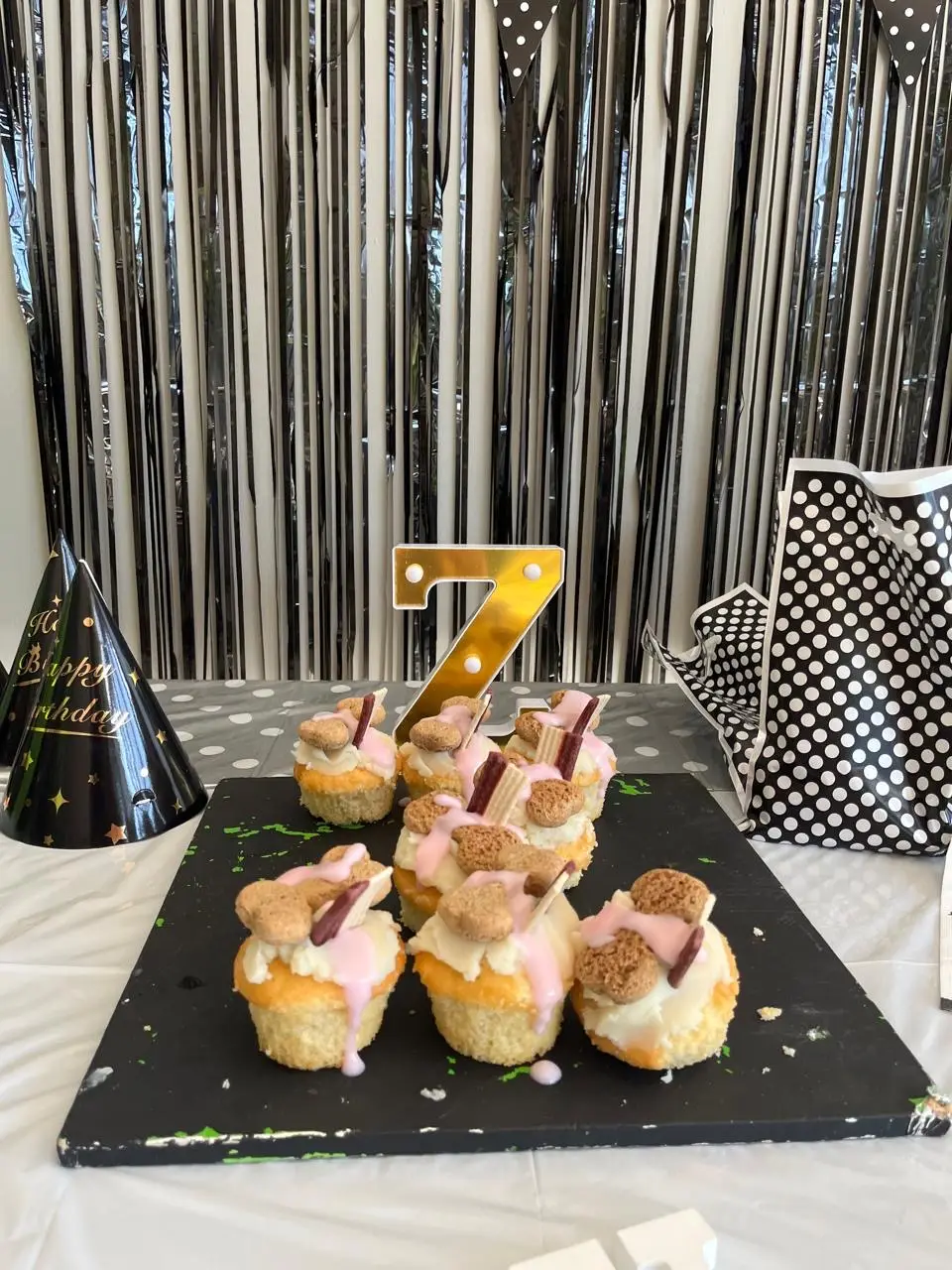 Pupcakes for the seventh birthday